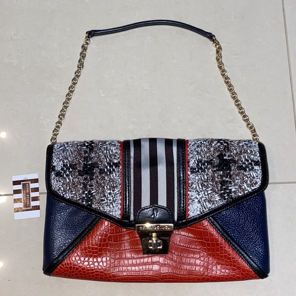 henri bendel Handbags - NWOT Henri Bendel handbag genuine leather